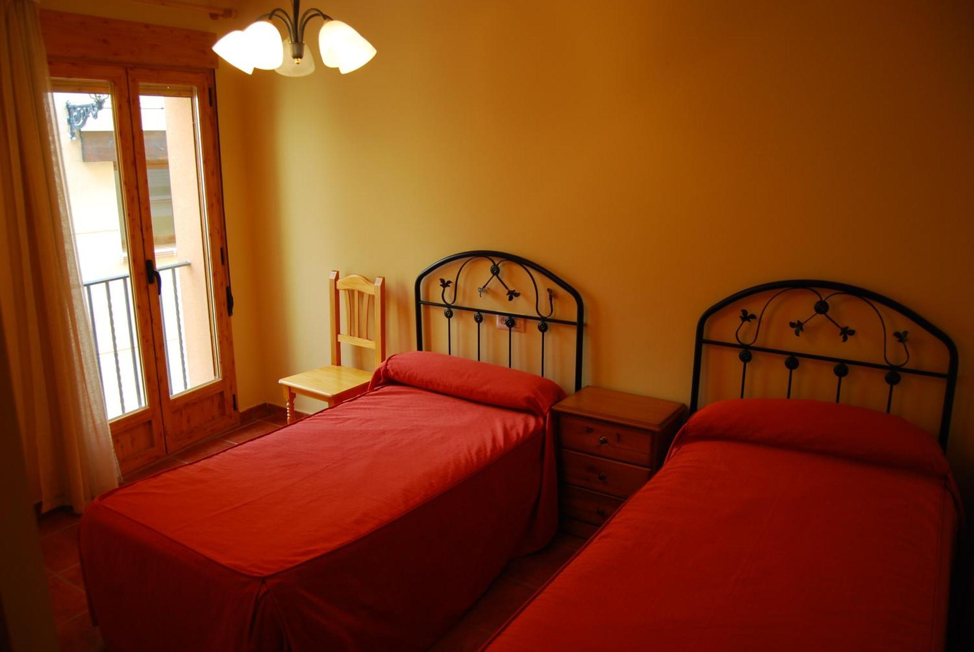 La Noguera Hotel Palomera Ngoại thất bức ảnh
