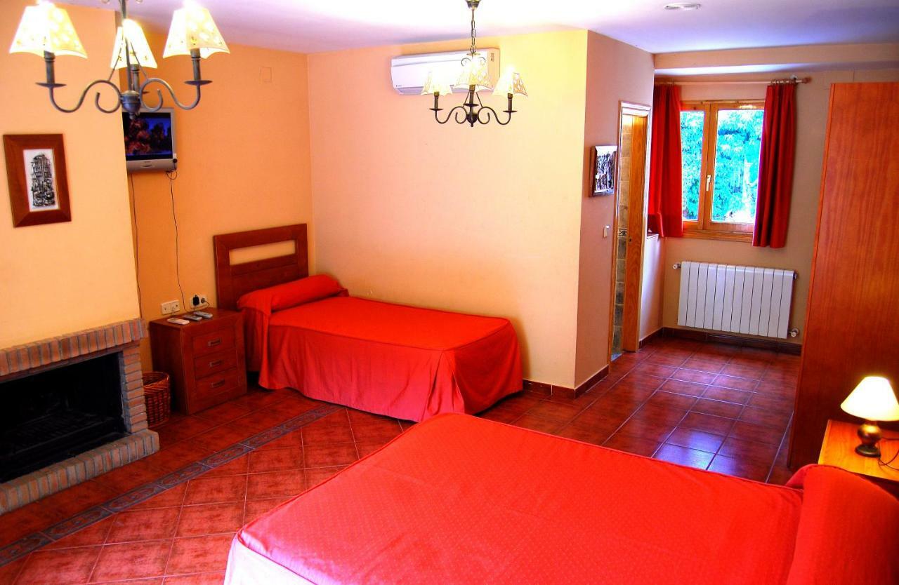 La Noguera Hotel Palomera Ngoại thất bức ảnh