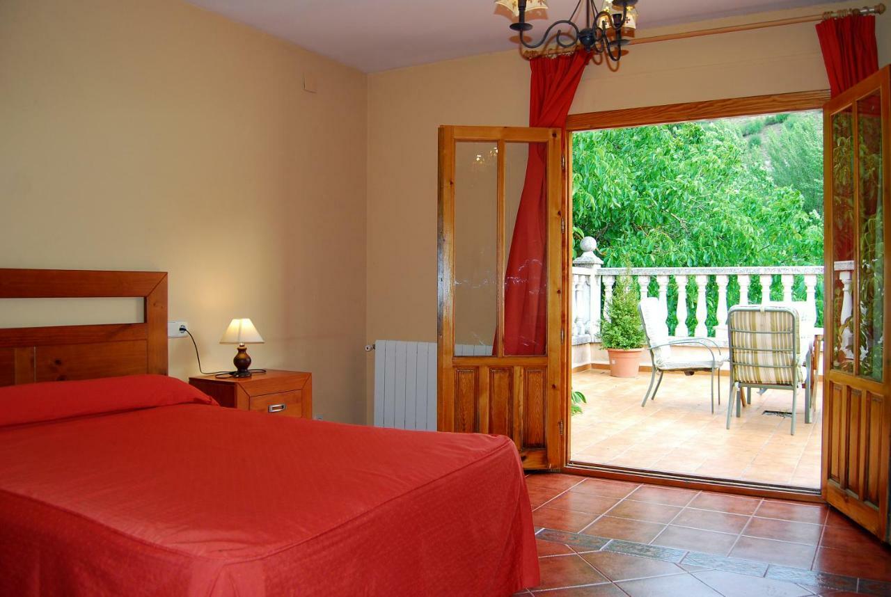 La Noguera Hotel Palomera Ngoại thất bức ảnh